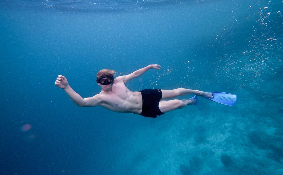 crazy-snorkeling-cannes-yachting